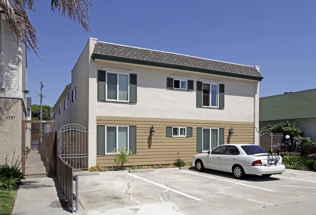 University Heights Apartments in San Diego, CA - Building Photo - Building Photo