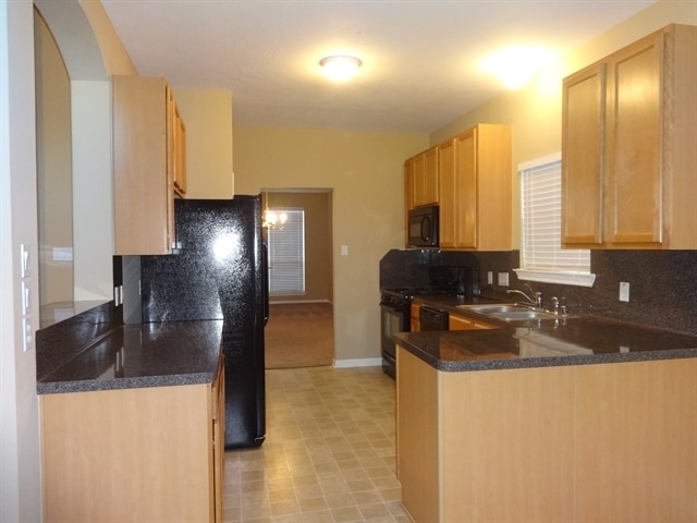 3931 Oak Plank Rd in Fresno, TX - Building Photo - Building Photo