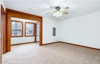 2900 Cole Ave in Waco, TX - Building Photo - Building Photo