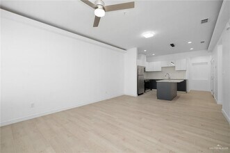 901 E Yuma Ave in McAllen, TX - Building Photo - Building Photo