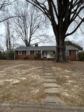 2112 Villa Dr in Greensboro, NC - Building Photo - Building Photo