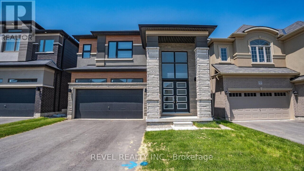 55 Hitchman St in Brant, ON - Building Photo