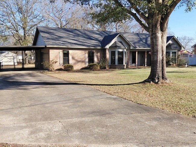 property at 5740 Jane Rd