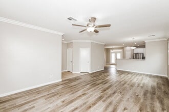 724 Beechwheat Way, Unit 8118C in Henderson, NV - Building Photo - Building Photo