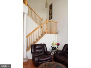 8 Stafford Dr in West Windsor Township, NJ - Building Photo - Building Photo