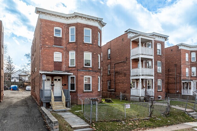 18-24 York St in Hartford, CT - Building Photo - Building Photo