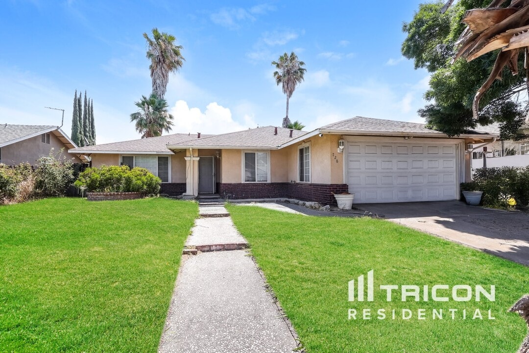 728 Musick Ave in Modesto, CA - Building Photo