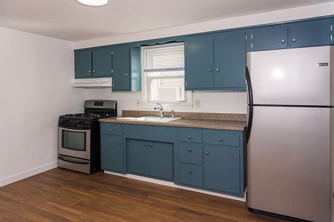 368 Cator Ave in Jersey City, NJ - Building Photo - Building Photo