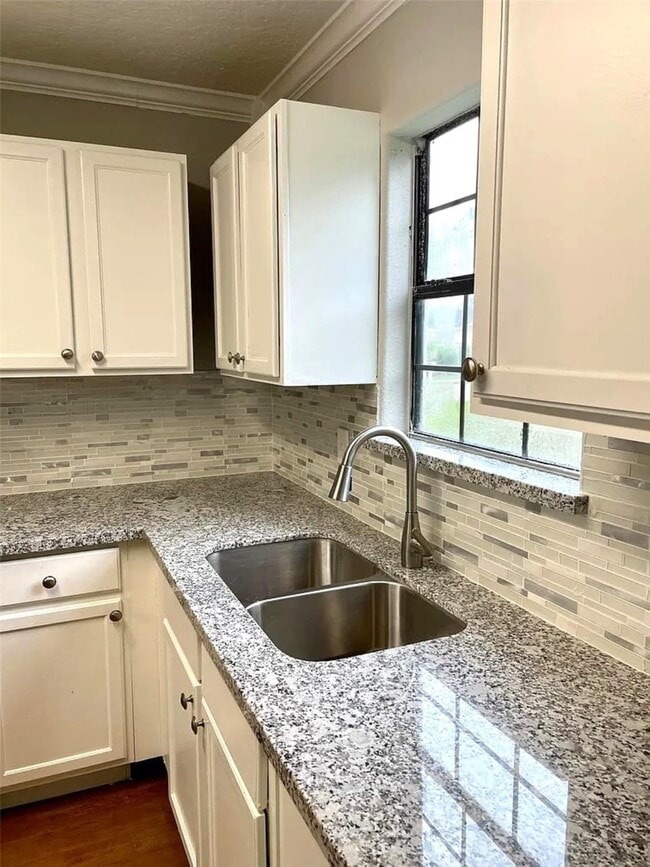 property at 1403 Ash St