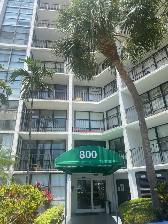property at 800 Parkview Dr