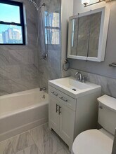 842 Beacon St, Unit 3 in Boston, MA - Foto de edificio - Building Photo