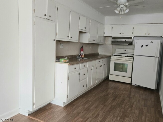 property at 305 Green Ave