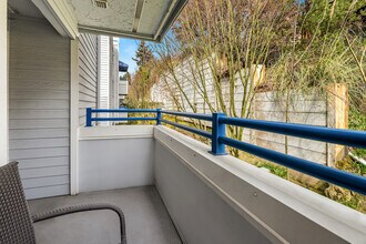 2244 13th Ave W in Seattle, WA - Building Photo - Building Photo