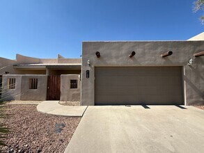 3196 Athenian Way in Las Cruces, NM - Building Photo - Building Photo
