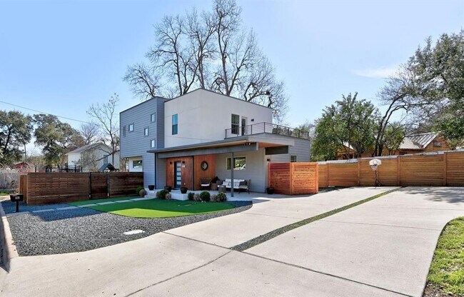 611 Jewell St in Austin, TX - Building Photo - Building Photo