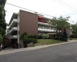 24 Thelma Ave in Toronto, ON - Building Photo