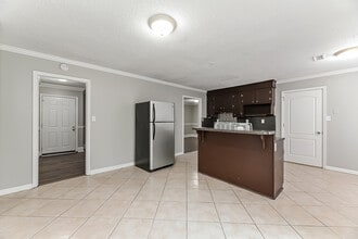 7724 Peggy Dr in North Charleston, SC - Building Photo - Building Photo
