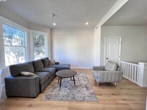 1425 McAllister St in San Francisco, CA - Building Photo - Building Photo