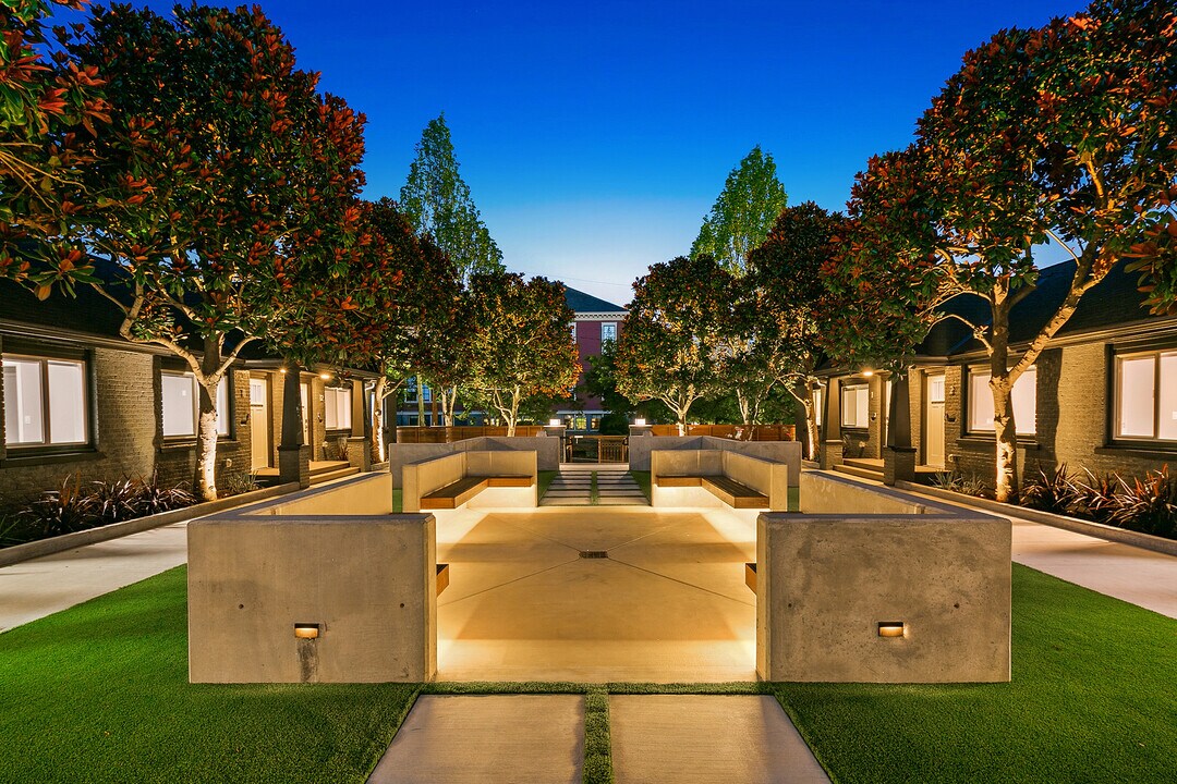 705 24th Ave in Seattle, WA - Building Photo