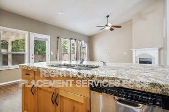 3945 N Waterloo Way in Boise, ID - Building Photo - Building Photo