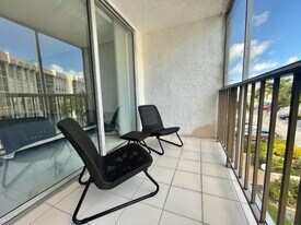 601 Three Islands Boulevard in Hallandale Beach, FL - Building Photo