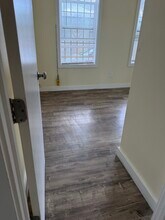 602 W 87th St, Unit 602 1-2 in Los Angeles, CA - Building Photo - Building Photo
