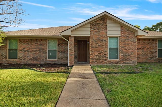 1610 St James Dr in Carrollton, TX - Building Photo - Building Photo