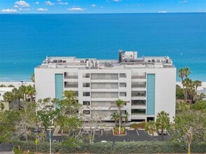 420 Gulf Blvd in Indian Rocks Beach, FL - Building Photo - Building Photo