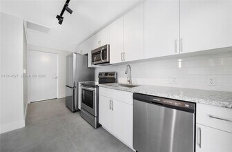 1536 NW 15th Ave in Miami, FL - Building Photo - Building Photo