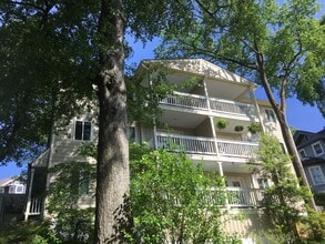 1000 28th Plz S, Unit D in Birmingham, AL - Foto de edificio - Building Photo
