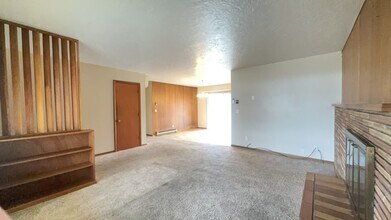 424 NE Chestnut St in Madras, OR - Building Photo - Building Photo