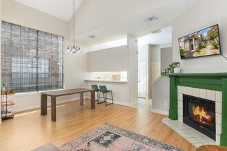 8888 Benning Dr in Houston, TX - Building Photo - Building Photo