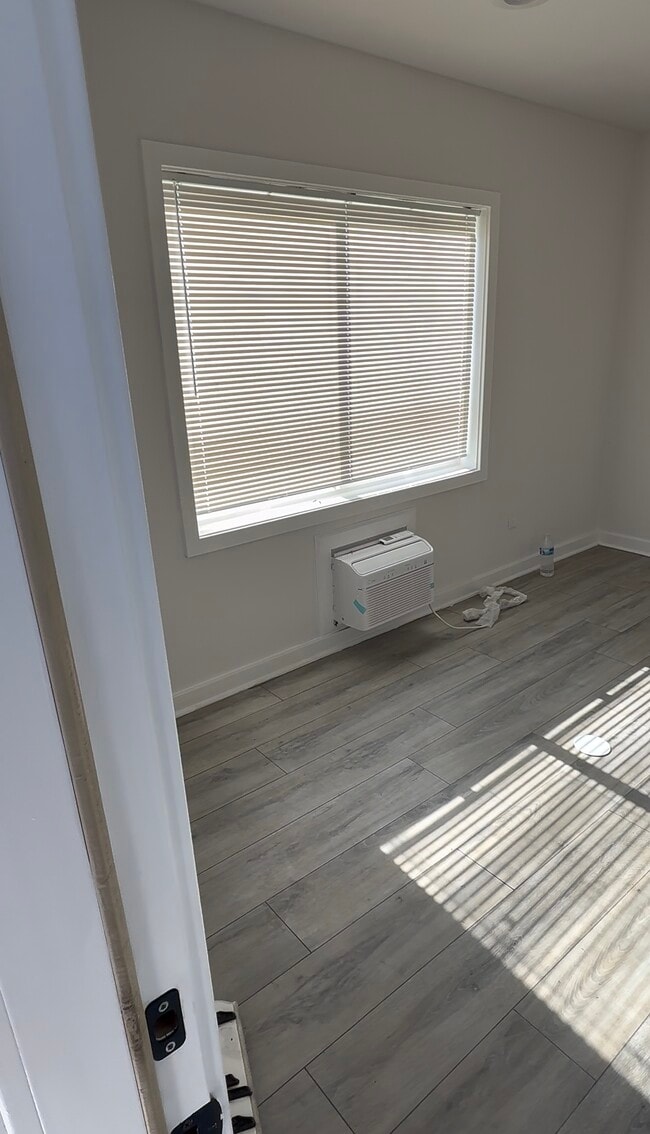 property at 1341 E 59th Pl