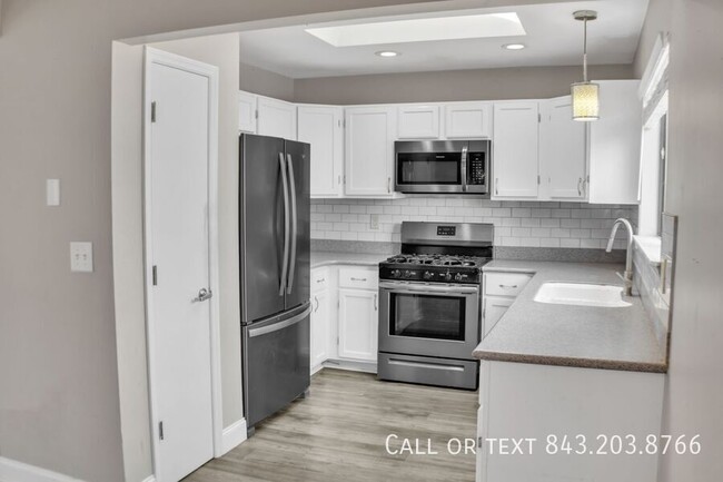 110 Train Dr in Summerville, SC - Building Photo - Building Photo
