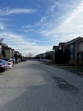 7925 Ridge Ave, Unit 32 in Philadelphia, PA - Foto de edificio - Building Photo