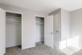 349 S 26th in Lincoln, NE - Foto de edificio - Building Photo