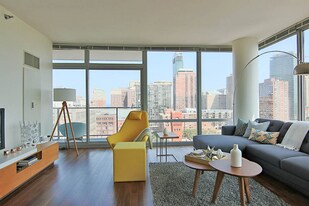 110 W Polk St in Chicago, IL - Building Photo