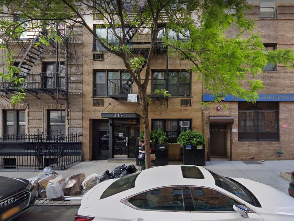 145 E 26th St in New York, NY - Building Photo