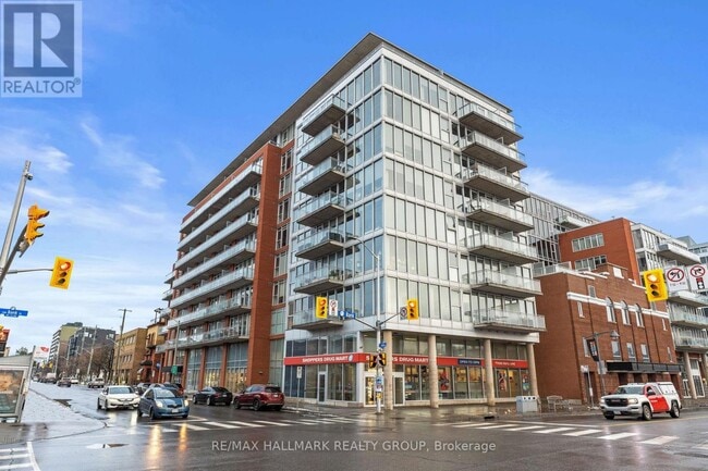 property at 354-354 Gladstone Ave