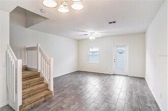 4330 Har Paul Cir in Tampa, FL - Building Photo - Building Photo