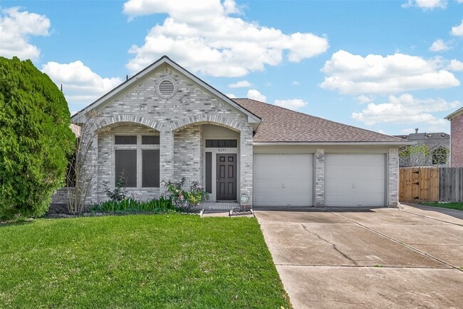 8203 Paddington Pl Dr