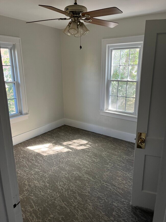 4228 N Monroe Ave Rentals in Peoria Heights, IL