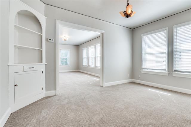 property at 1324 Kings Hwy