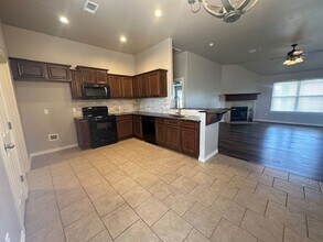 17724 Spacious Sky Ct in Edmond, OK - Building Photo - Building Photo