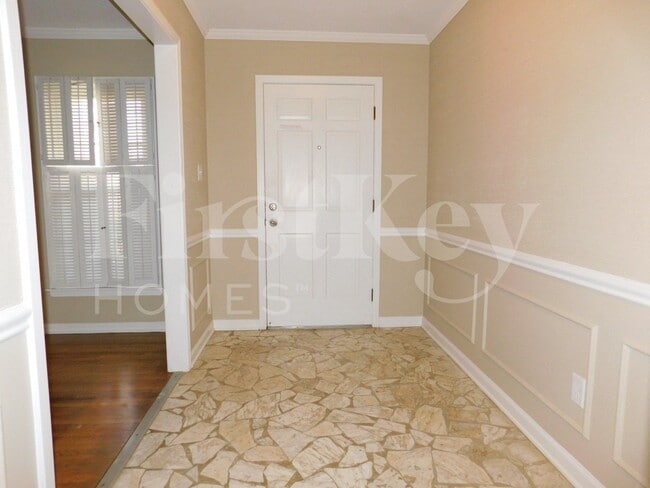 6135 Haddington Dr in Memphis, TN - Foto de edificio - Building Photo