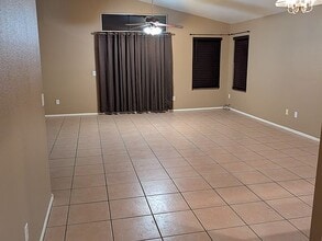 10430 W Orange Dr in Glendale, AZ - Building Photo - Building Photo