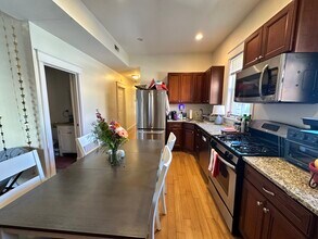 1625 Tremont St, Unit 3 in Boston, MA - Foto de edificio - Building Photo