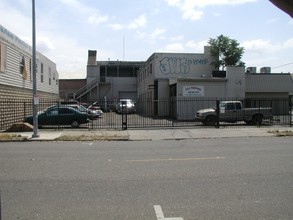 119 E Lindsay St in Stockton, CA - Building Photo - Building Photo