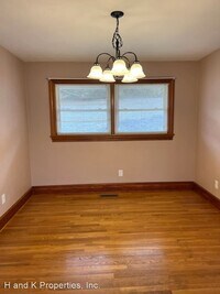 3046 Turnpike Rd photo'