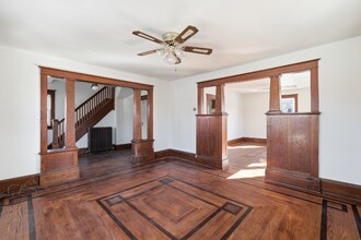 630 N Courtland St in East Stroudsburg, PA - Foto de edificio - Building Photo